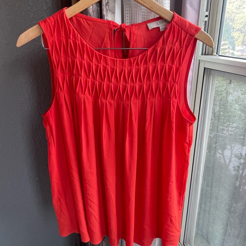 LOFT Vibrant Crimson‎ Orange Sleeveless Blouse Size Medium